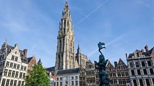 <em>查<em>尔斯</em></em><em>意<em>大利</em></em><em>美容</em><em>及</em><em>按摩</em><em>疗法</em><em>学院</em>