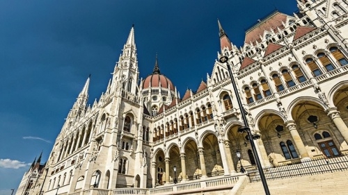 德国<em>柏林</em><em><em>音乐</em><em>学院</em></em>