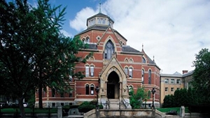 <em>爱<em>丁堡</em></em><em><em>艺术</em><em>学院</em></em>怎么申请？