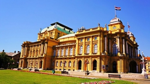 <em>中原</em>工<em>学院</em>校史