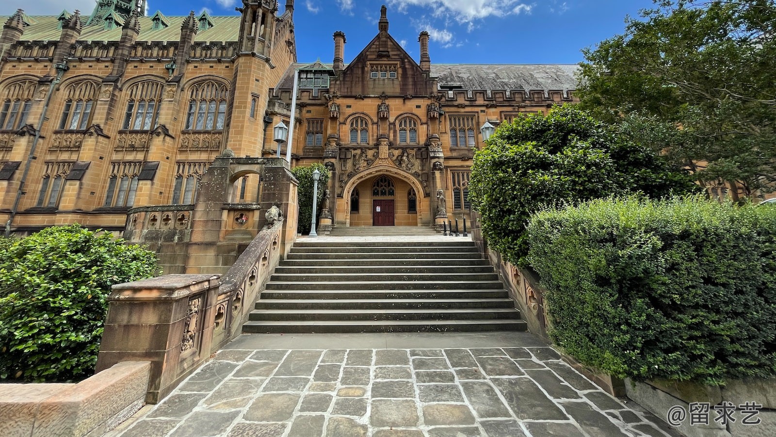 谁能告诉我去英国留学的整个流程是什么样的
