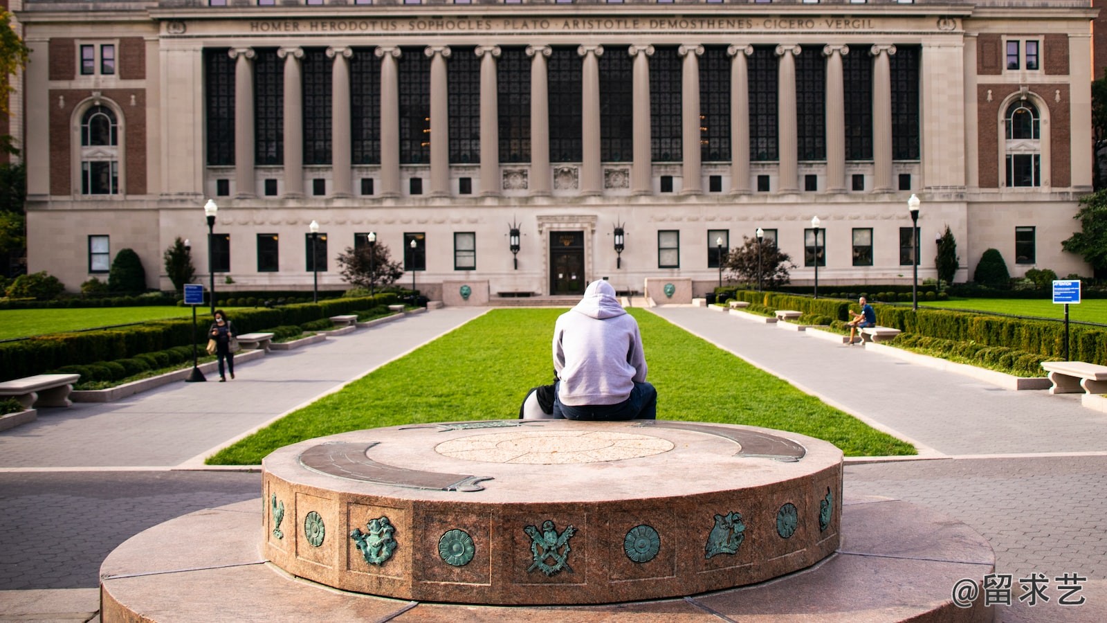 gpa3.3可以申请美国什么大学硕士