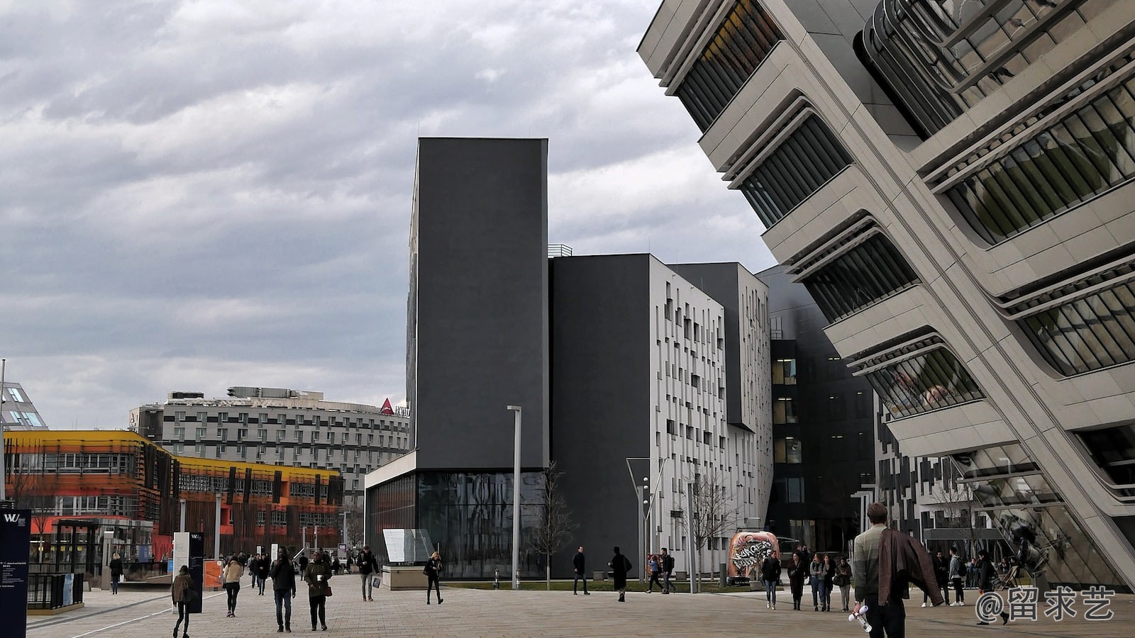 东京艺术大学动画研究生考英语吗