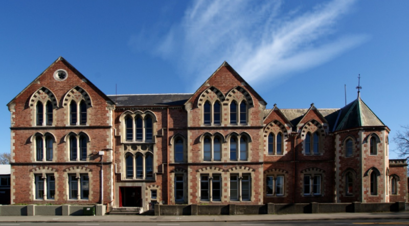  新西兰奥克兰大学申请条件（本科/研究生）