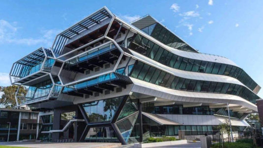 澳大利亚蒙纳士大学有几个校区 都有什么专业 澳大利亚蒙纳士大学有几个校区 都有什么专业