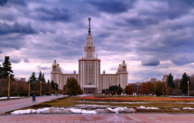 莫斯科国立大学留学费用一览表 莫斯科国立大学留学费用一览表