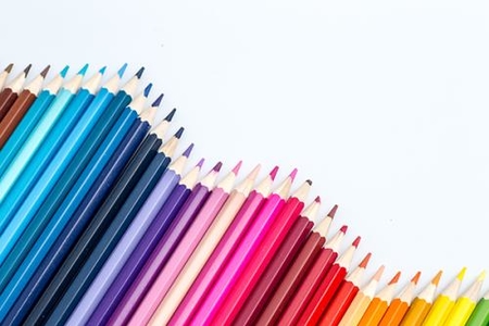 美术生法国留学一年费用多少？