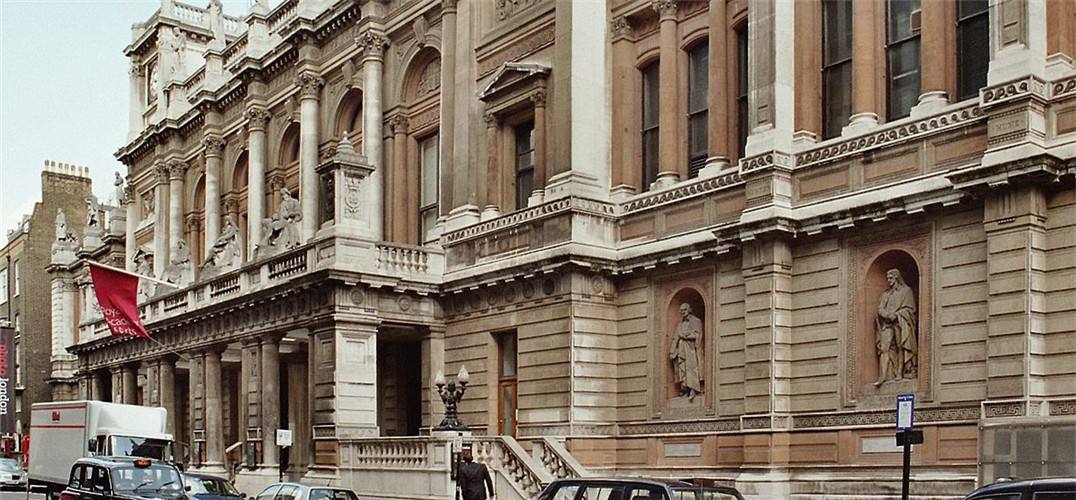 英国皇家艺术学院怎样 英国皇家艺术学院怎样