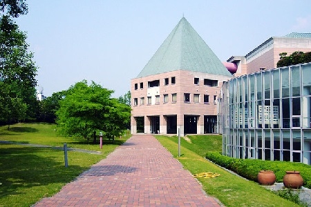 大阪艺术大学研究生申请条件是什么? 大阪艺术大学研究生申请条件是什么?