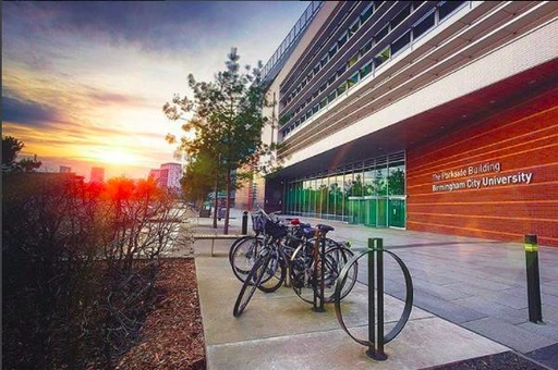 艺术生英国留学去哪个学校比较好？