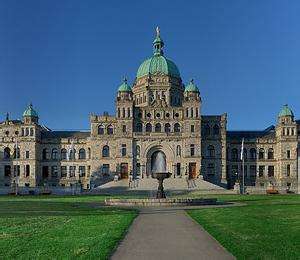 艾米丽卡尔艺术与设计学院招生要求 艾米丽卡尔艺术与设计学院招生要求