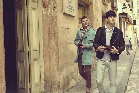 意大利米兰服装设计学院学费是多少? 意大利米兰服装设计学院学费是多少?