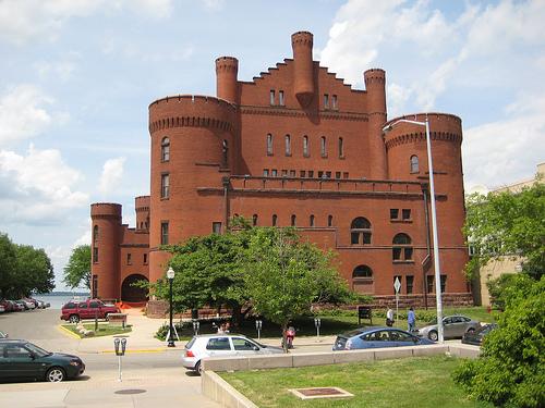 麦迪逊大学世界排名 麦迪逊大学世界排名