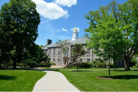 罗德岛大学怎么样？