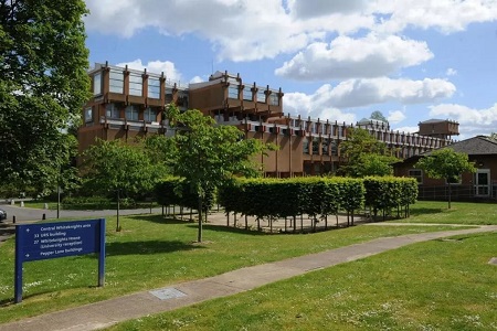 雷丁大学怎么样?学费需要多少? 雷丁大学怎么样?学费需要多少?