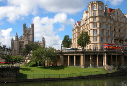 巴斯大学怎么样？入学条件有哪些？