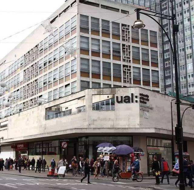 伦敦艺术大学服装设计 伦敦艺术大学服装设计