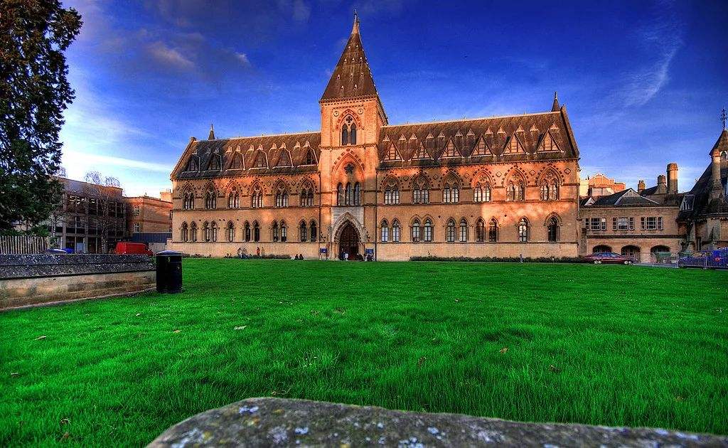 摄影专业留学价格 摄影专业留学价格