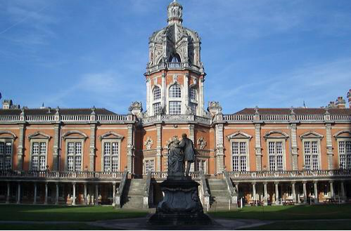 英国伦敦皇家学院学费多少? 英国伦敦皇家学院学费多少?