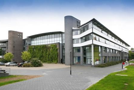 华威大学申请条件及留学费用详解 华威大学申请条件及留学费用详解