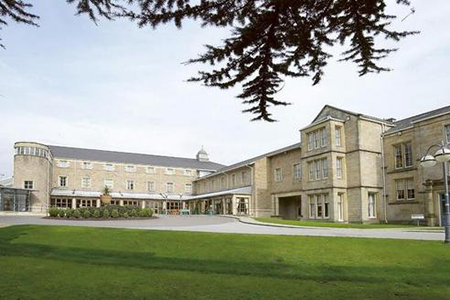 利兹大学申请条件及留学费用解析 利兹大学申请条件及留学费用解析