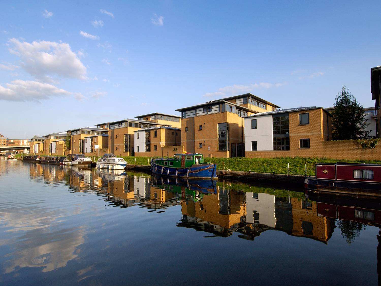 英国奢侈品管理硕士 英国奢侈品管理硕士