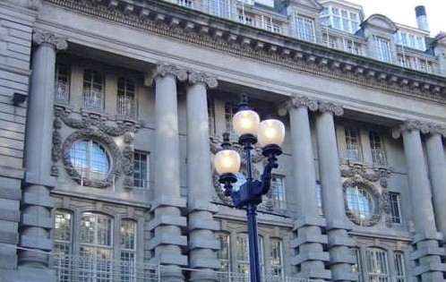 伦敦时装学院入学条件