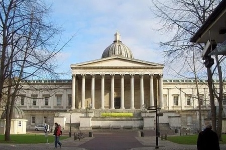 ucl读研一年费用是多少？