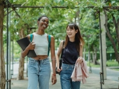 新加坡华侨中学入学要求及费用详解