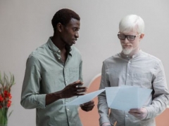 英国留学怎么准备英国博士申请材料呢