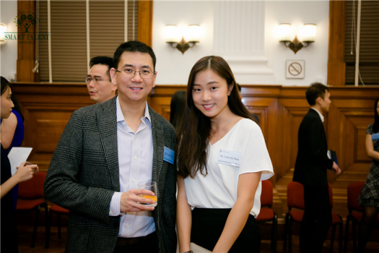 香港大学的商学院怎么样?