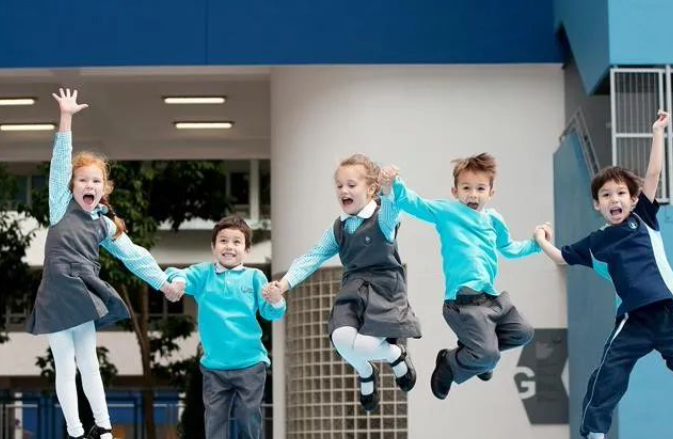 香港美国学校有什么区别? 香港美国学校有什么区别?