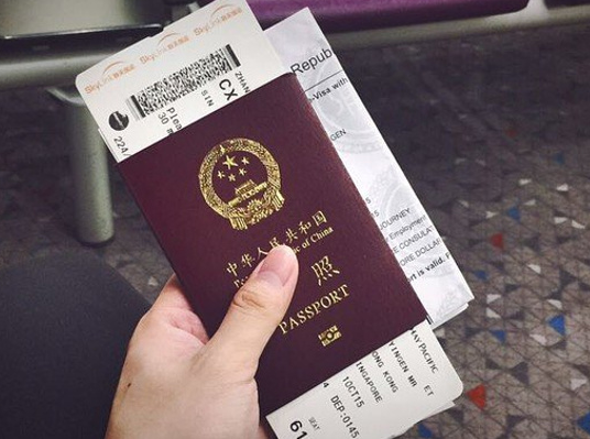 怎样快速获得香港工作签证呢？