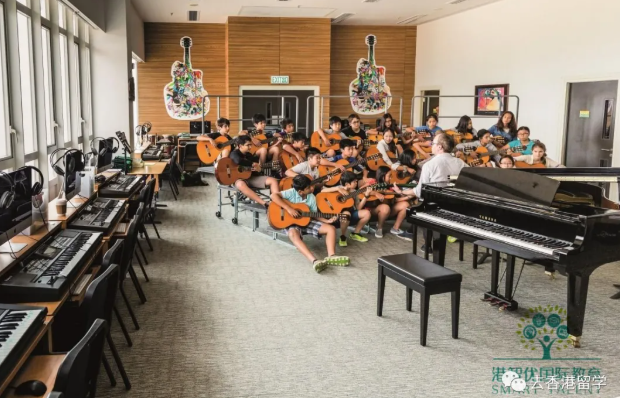 新移民孩子内地转学香港 读IB比DSE更好考大学？