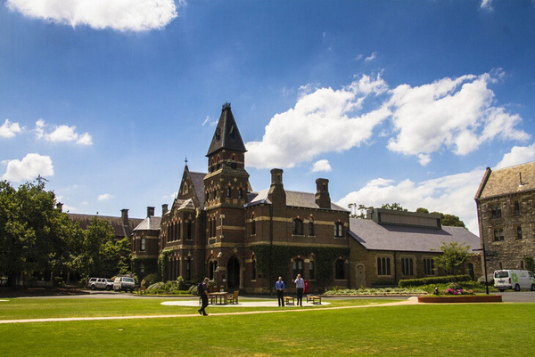 墨尔本大学排名世界第几? 墨尔本大学排名世界第几?