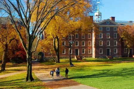 布朗大学建筑学专业怎么样？