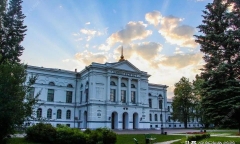 俄罗斯留学费用一年大概多少钱,最新俄罗斯留学生活费用及院校推荐(图2)