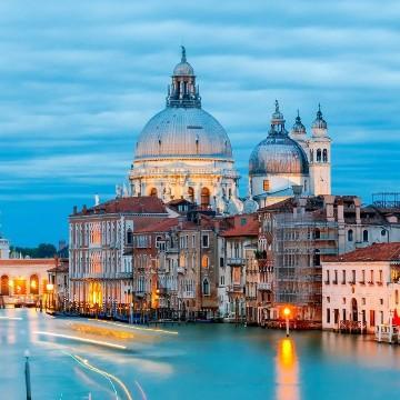 西安劳务出国公司有哪些费用多少,最新出国中介公司的收费标准揭秘(图1)