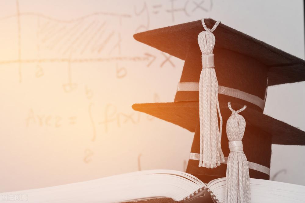 英国留学预科和语言是一回事吗,英国留学预科与语言班的区别(图1)