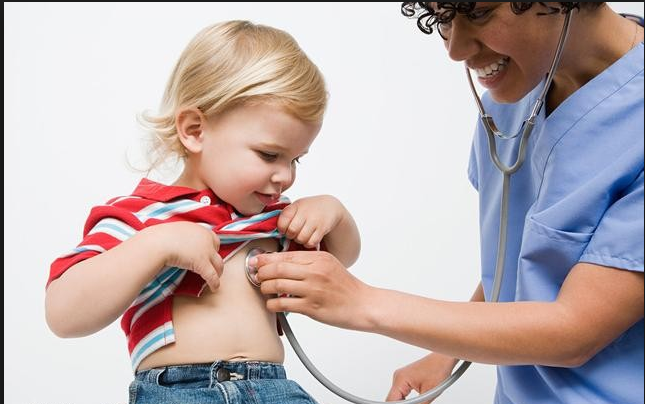 男孩带着孩子出国好吗,1岁以下的宝宝出国一定要注意这些(图7)