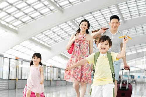 男孩带着孩子出国好吗,1岁以下的宝宝出国一定要注意这些(图6)