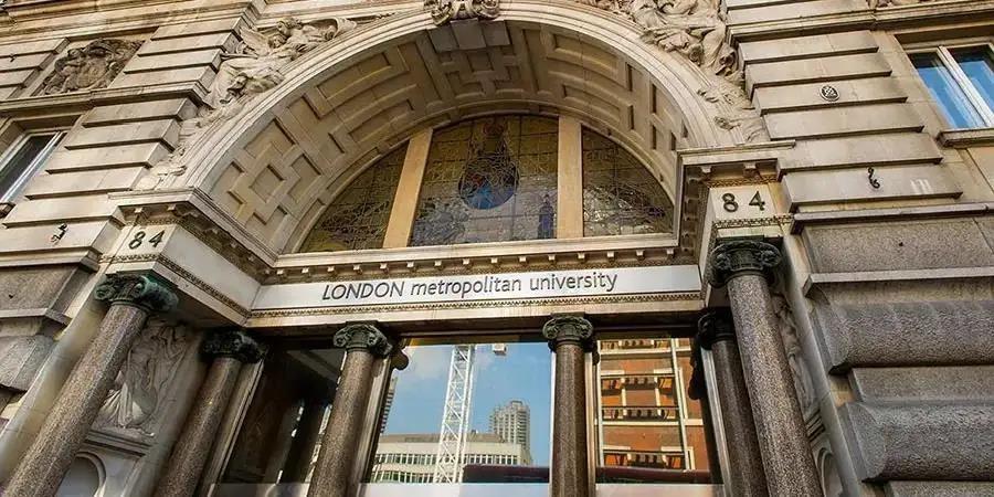 出国读什么专业最有就业前景,出国留学这个专业太吃香了!(图6)