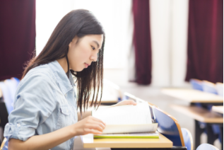 澳星移民出国怎么样,掌握这几种方法不用考英语也能轻松出国留学(图2)