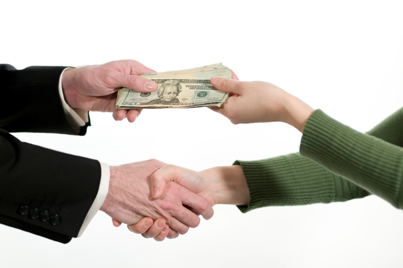 留学换美元有限制吗怎么换便宜,赴俄留学必看!教你最省钱的换汇方法(图2)