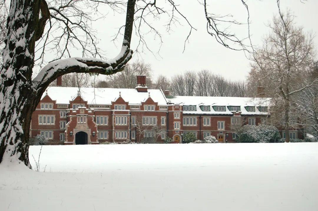 免费出国留学的条件是什么学校有哪些,盘点十所免费申请的宝藏学校(图10)