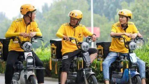 留学不回国的人有哪些是不爱国吗,一文告诉你留学精英不回国的原因(图1)