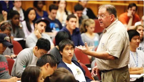 留学不回国的人有哪些是不爱国吗,一文告诉你留学精英不回国的原因(图2)