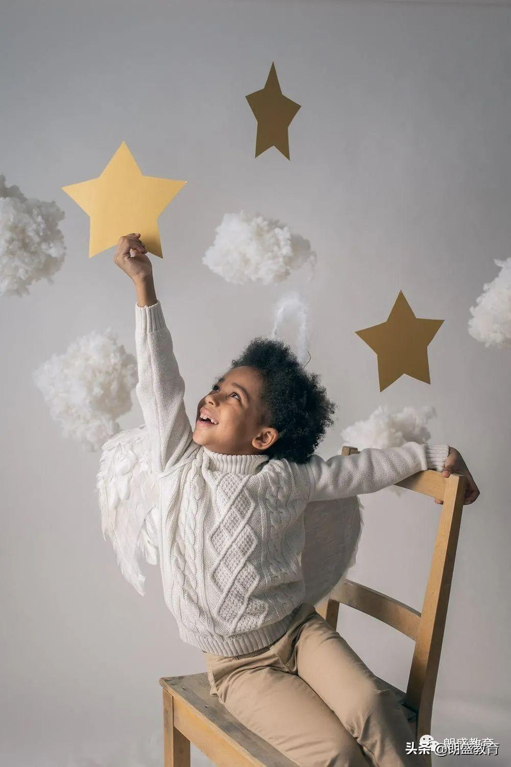 去英国高中留学要具备哪些条件要多少钱,英国高中留学申请费用及签证材料(图2)