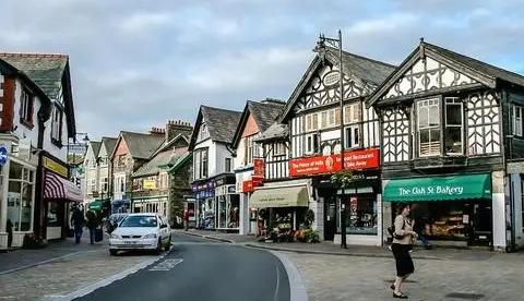 插画出国留学哪个学校好好就业吗,插画专业留学必看的英国择校指南(图1)