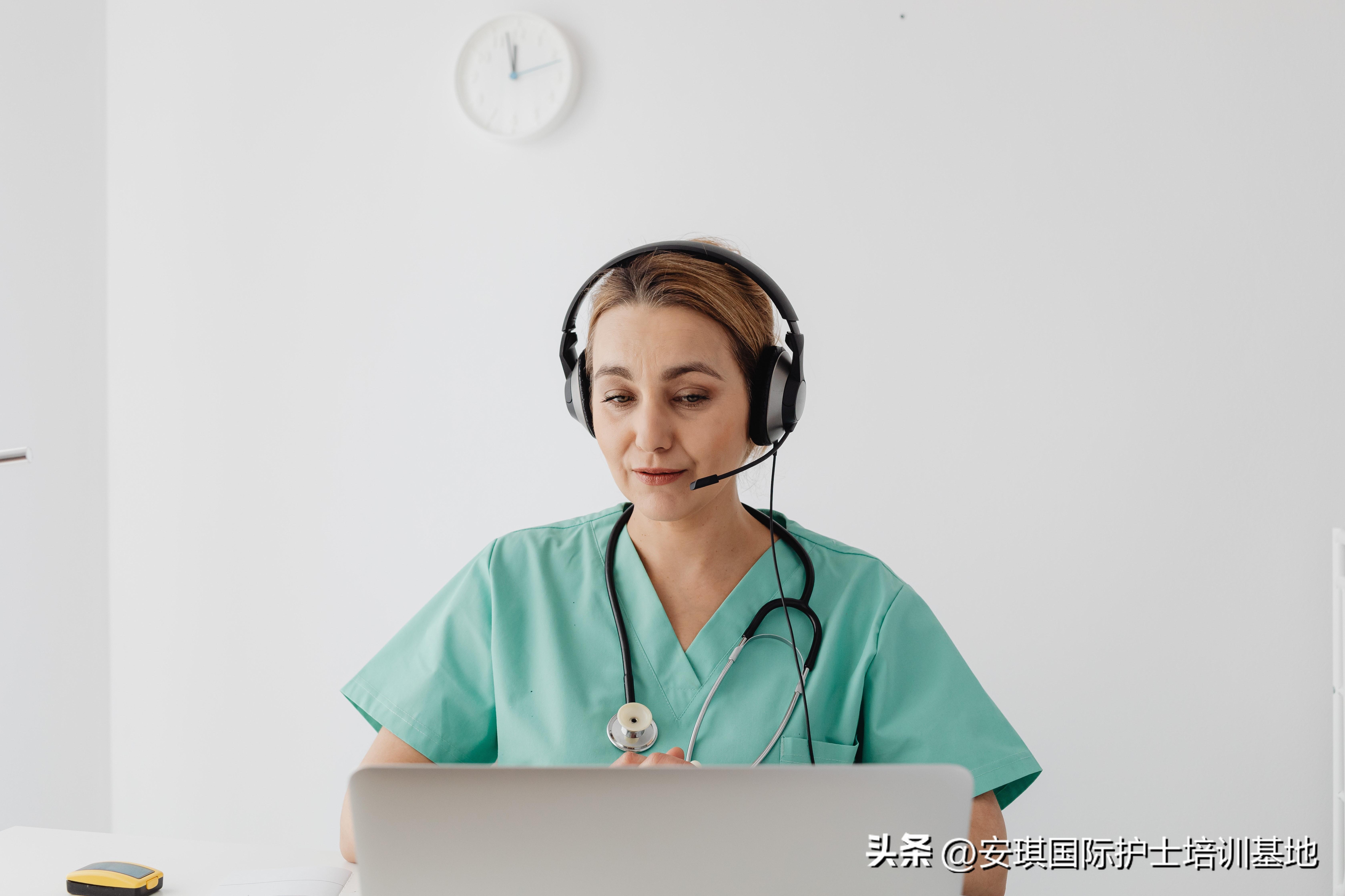 美国读护士专业有什么要求好找工作吗工资多少钱,想在美国做护士可读的20个护理专业(图1)